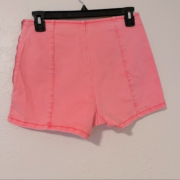 Hollister Women's / Juniors New Pink High Rise Shorts Side Zipper Size‎ 5 W 27​ - Picture 2 of 6